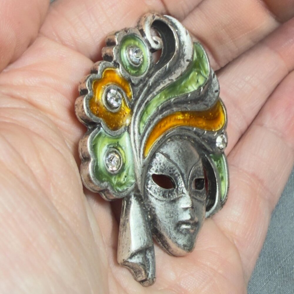 Venetian Mask Brooch Enamel Rhinestone Mardi Gras Carnival Pin Vintage 2.5 inche - Picture 4 of 6